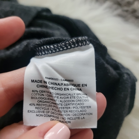 2/$20 Nike Tank Top L - Picture 4 of 4